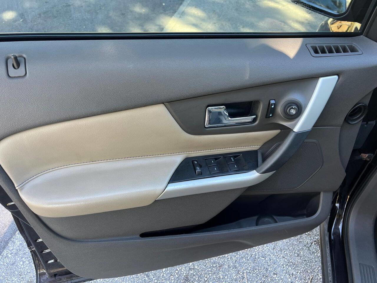 Used 2013 Ford Edge SEL image 9