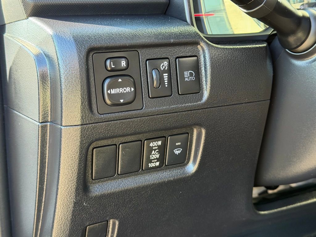 Used 2024 Toyota 4Runner TRD Off-Road image 25