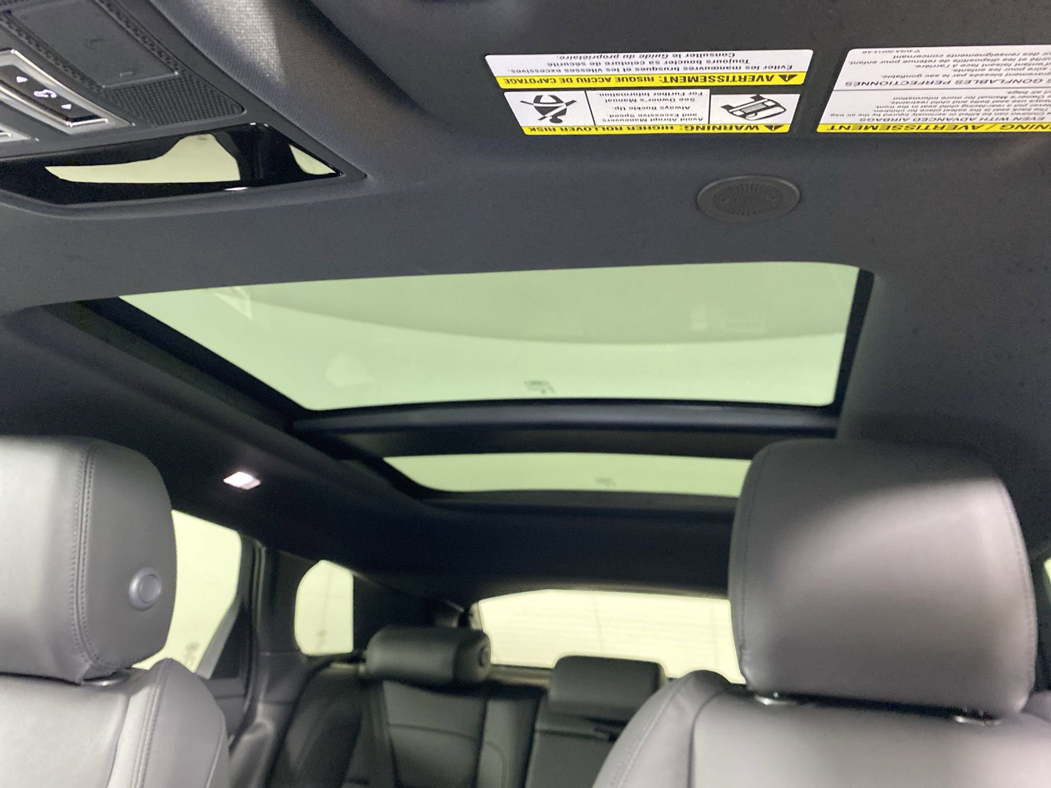 Used 2026 Land Rover Range Rover Evoque S image 12