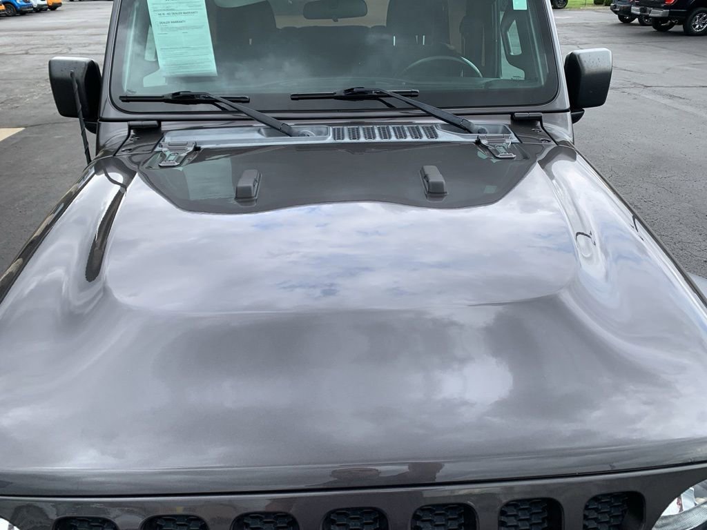 Used 2020 Jeep Wrangler Sport AWD/4WD image 14