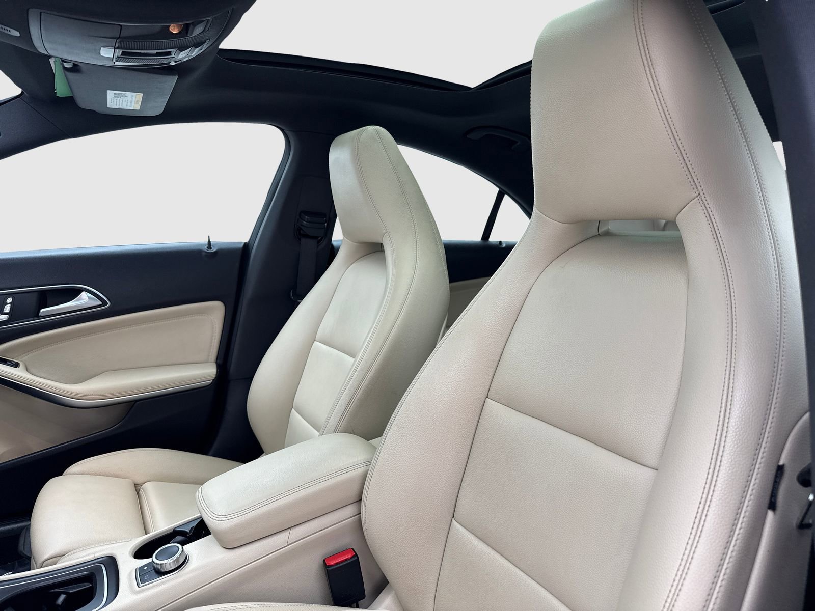 Used 2019 Mercedes-Benz CLA 250 w/ Premium Package image 15