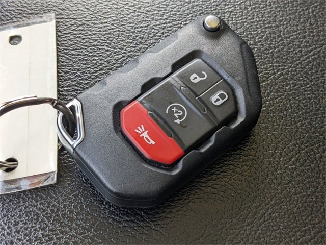 Used 2023 Jeep Wrangler Sport S image 7