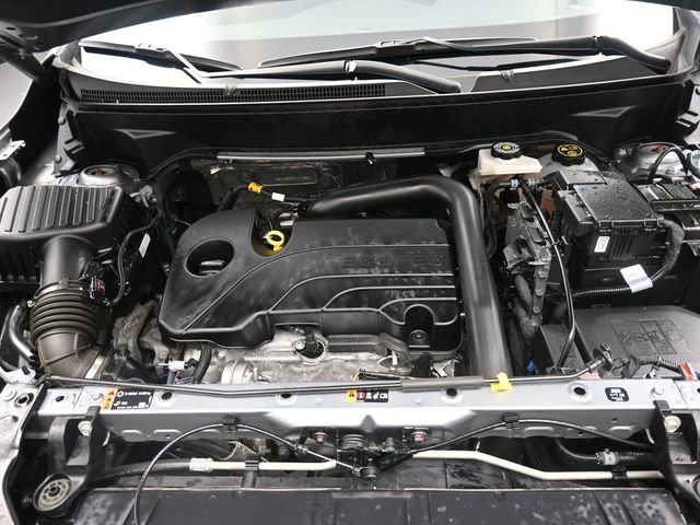 Used 2023 GMC Terrain SLE w/ Driver Convenience Package image 31