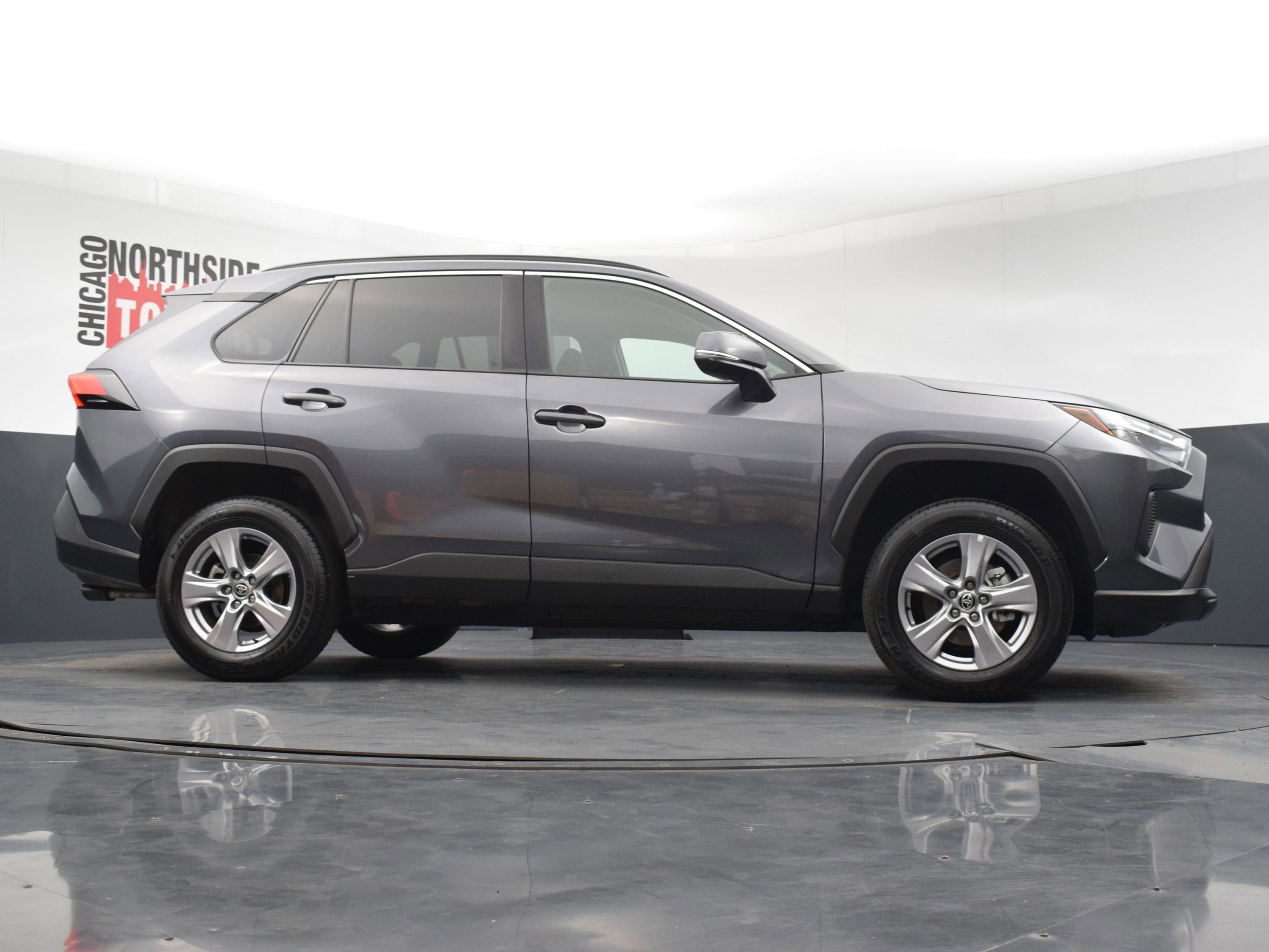 Used 2025 Toyota RAV4 XLE AWD/4WD image 27