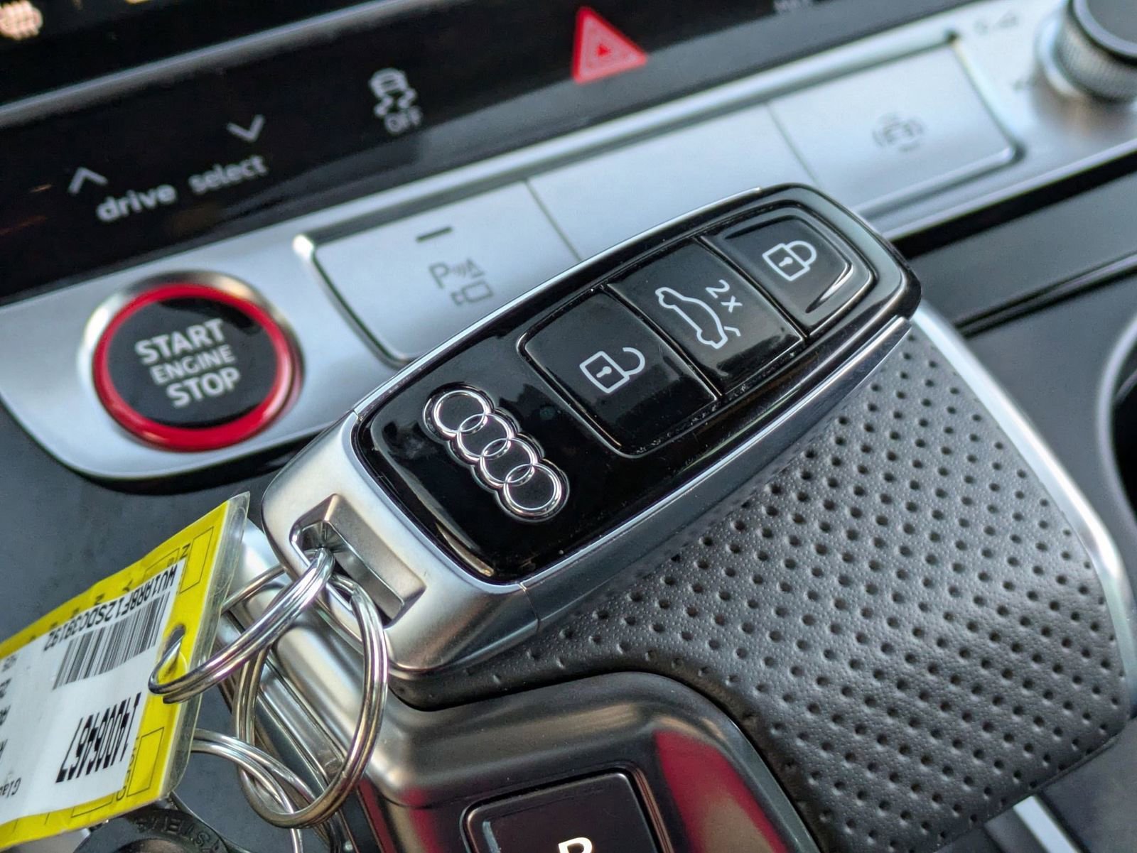 New 2025 Audi RS Q8 performance AWD/4WD image 32