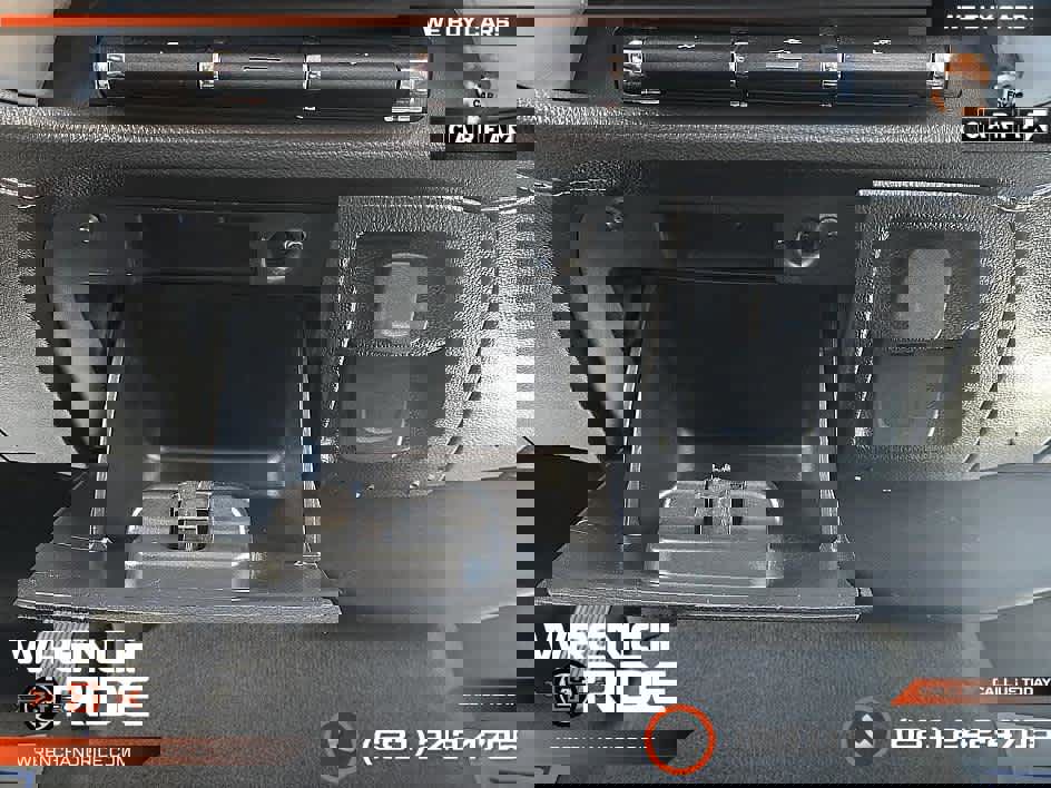 Used 2019 GMC Sierra 1500 SLE w/ SLE Value Package image 21