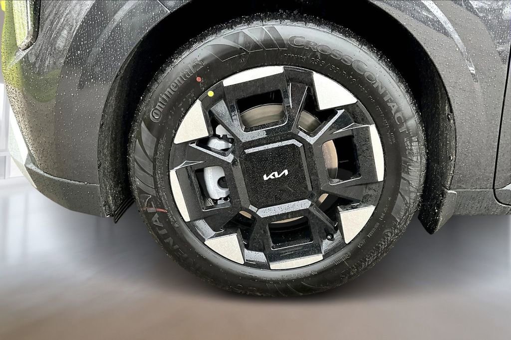 New 2026 Kia Carnival EX FWD image 11