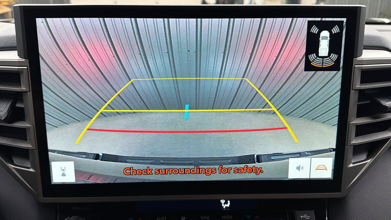 Used 2025 Toyota Tundra Limited image 23