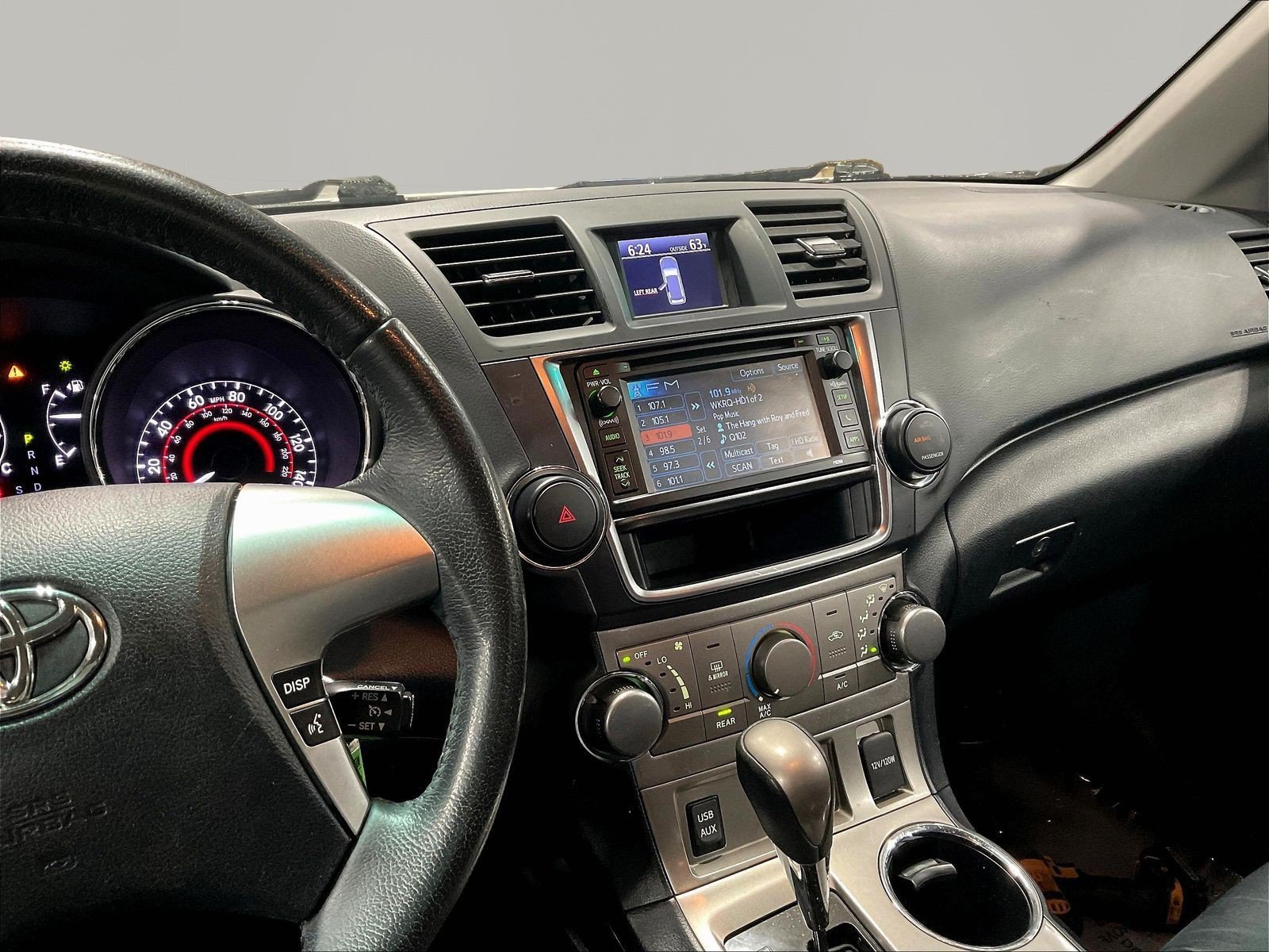 Used 2013 Toyota Highlander SE AWD/4WD image 9