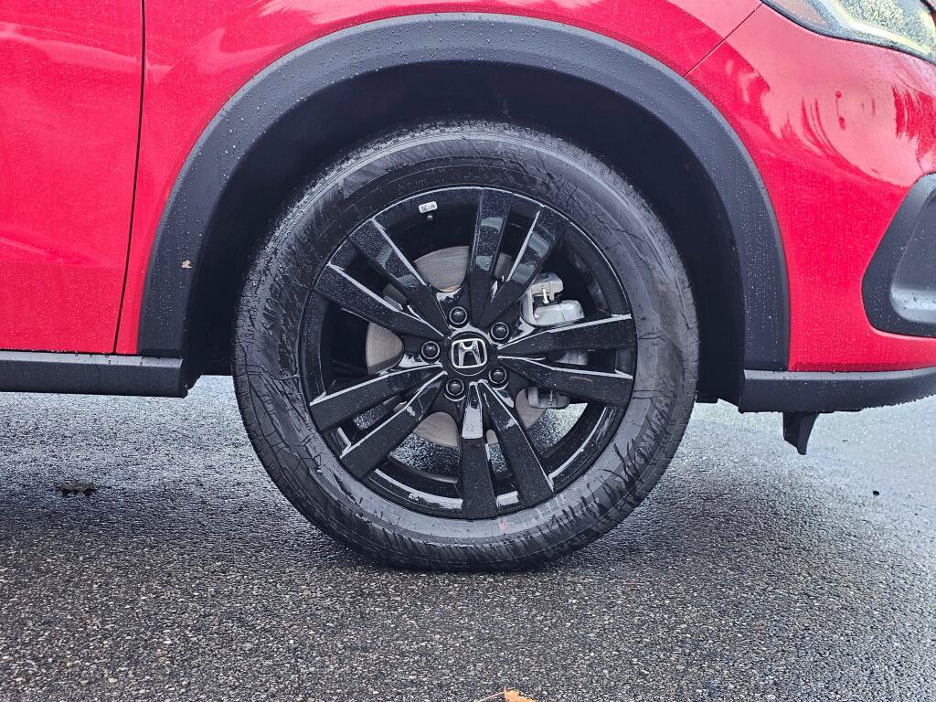 Certified 2026 Honda HR-V Sport image 9