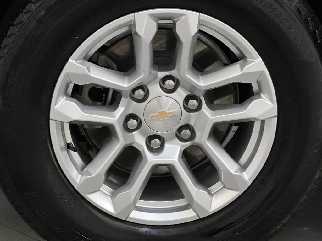 Used 2025 Chevrolet Suburban LT RWD image 76