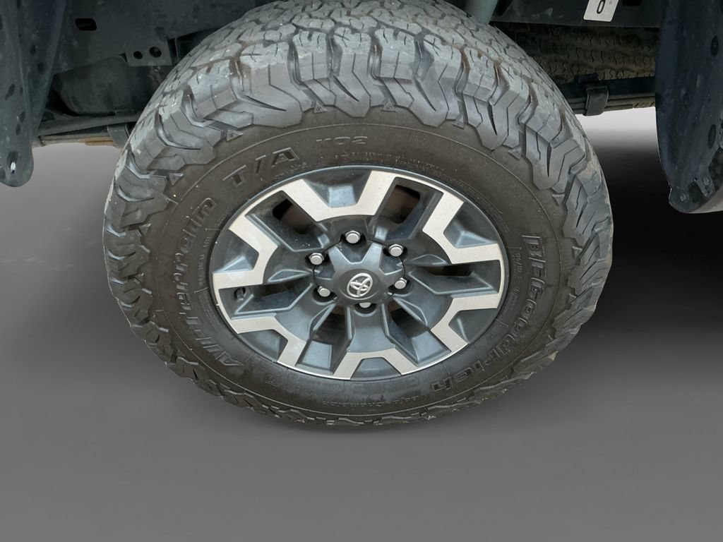 Used 2022 Toyota Tacoma TRD Off-Road RWD image 14
