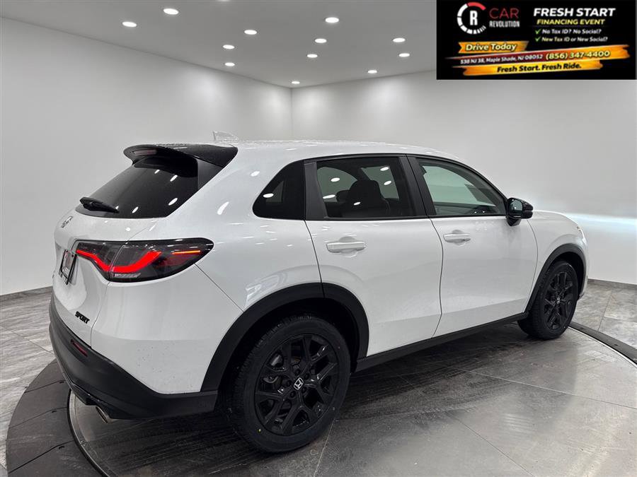 Used 2023 Honda HR-V Sport image 29