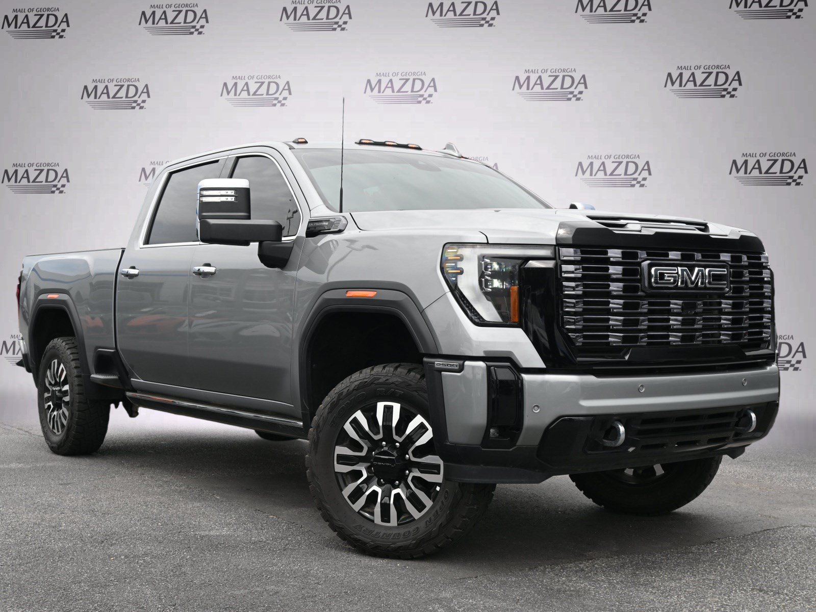 Used 2025 GMC Sierra 2500 Denali Ultimate w/ Max Trailering Package AWD/4WD video 2