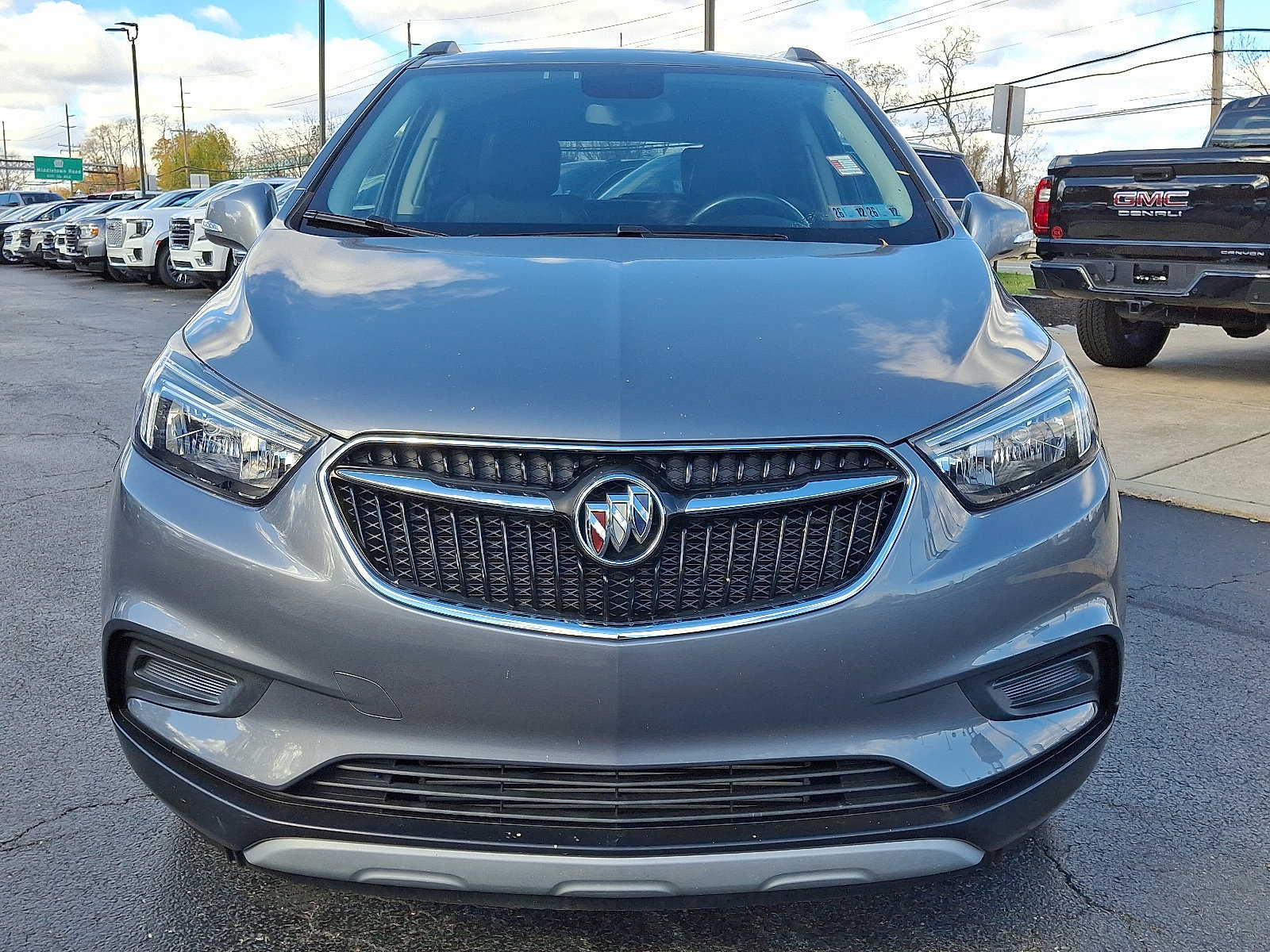 Used 2019 Buick Encore Preferred image 2