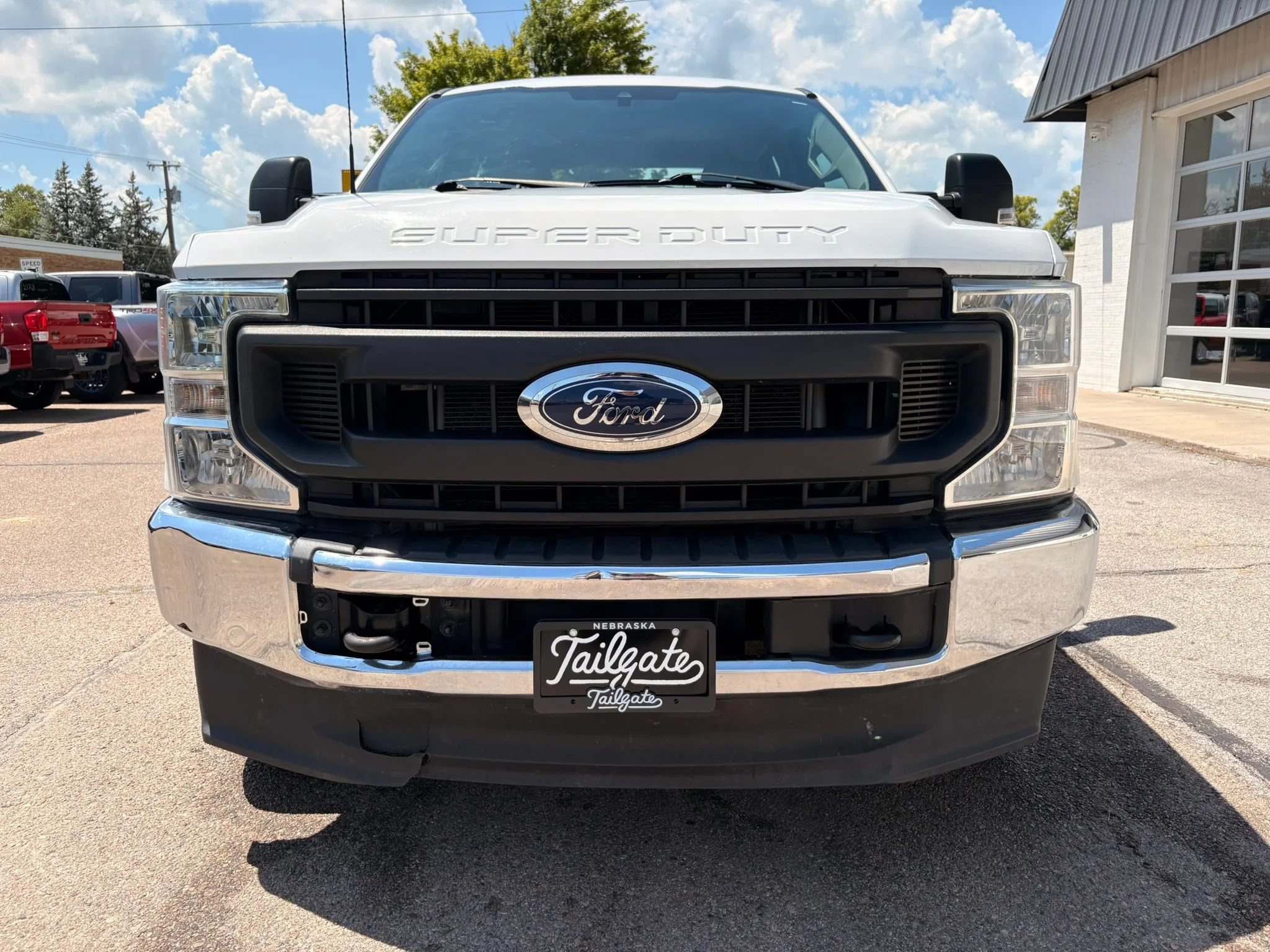 Used 2022 Ford F250 XL w/ Power Equipment Group AWD/4WD image 2