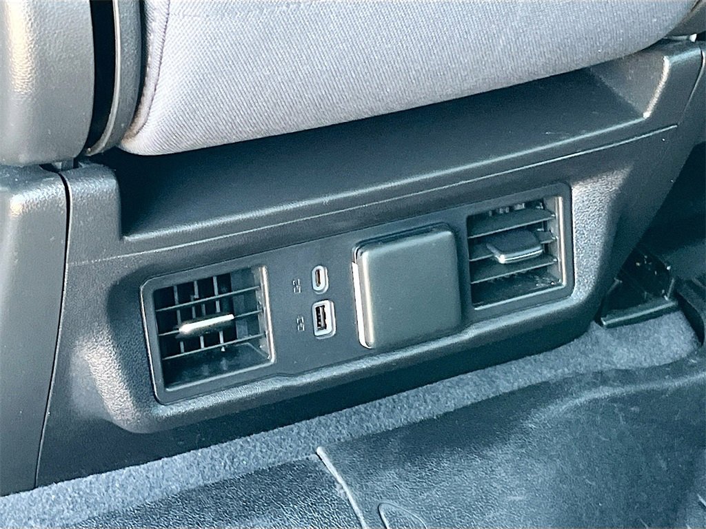 Used 2022 Chevrolet Silverado 1500 RST image 24