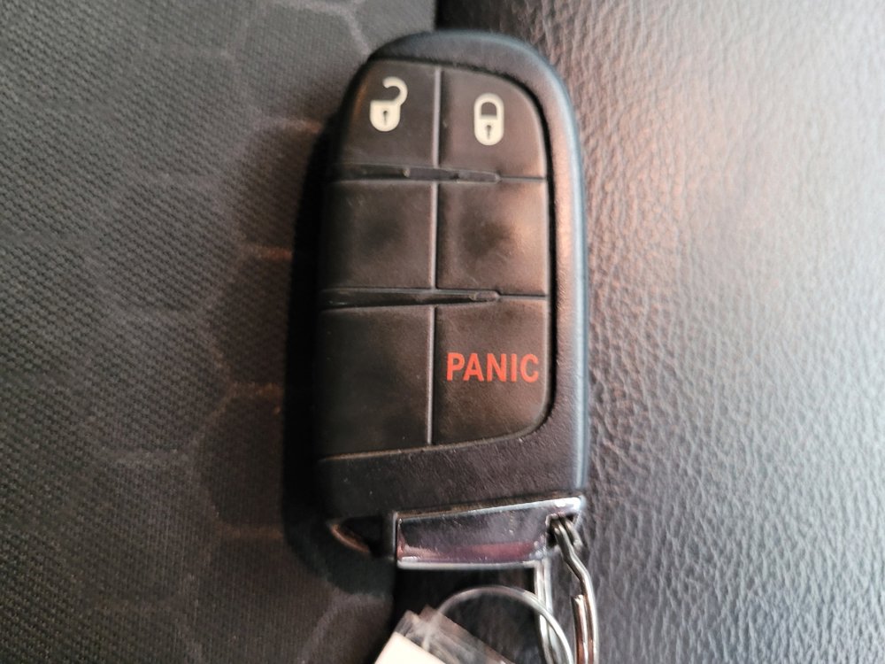 Used 2020 Jeep Compass Latitude image 32