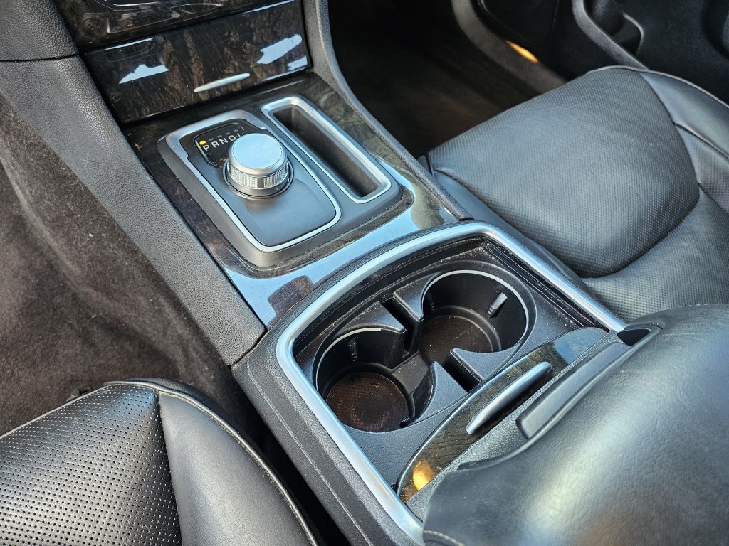 Used 2018 Chrysler 300 Limited w/ Safetytec Plus Group RWD image 21