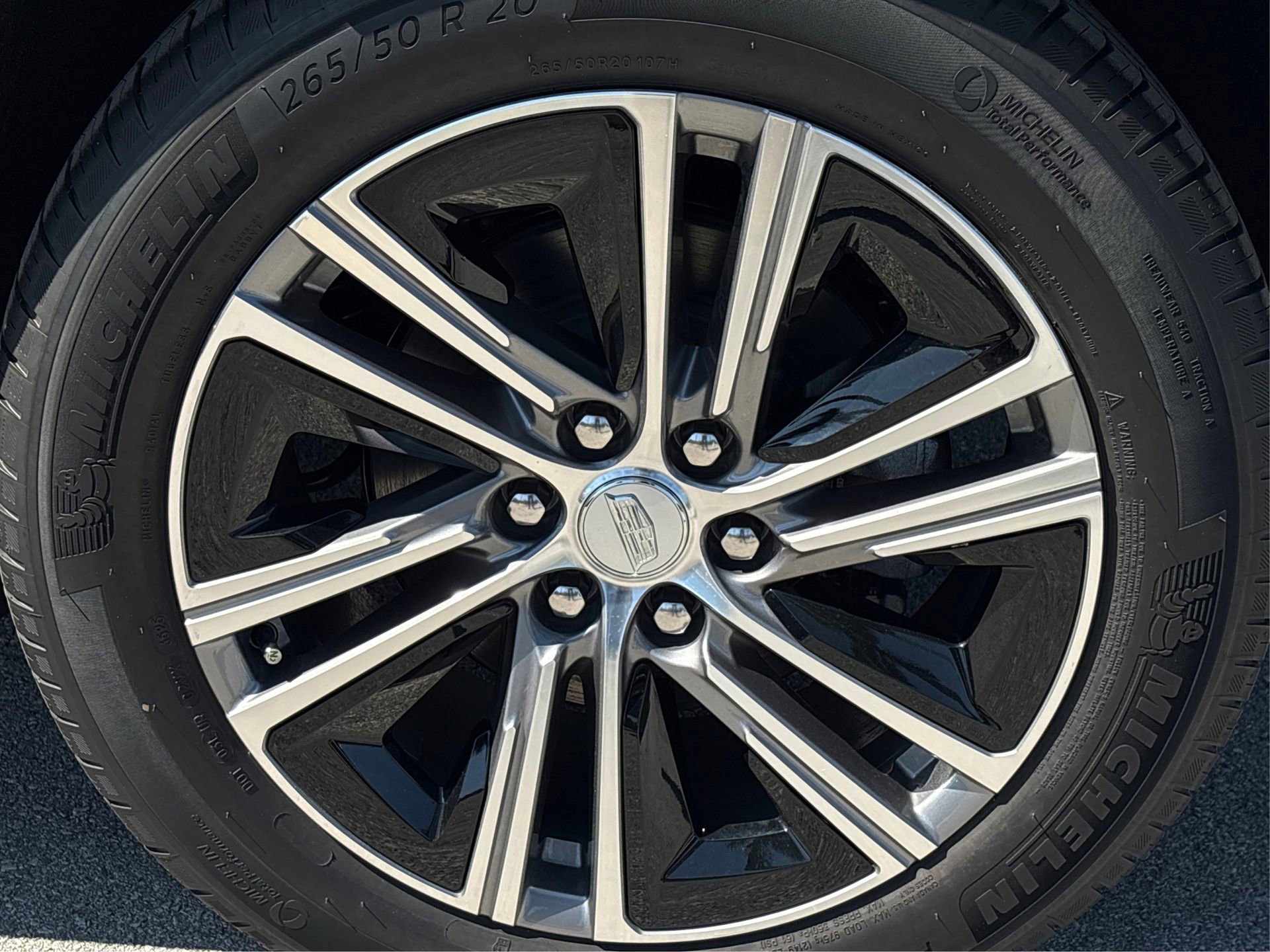 New 2026 Cadillac Lyriq Luxury image 13