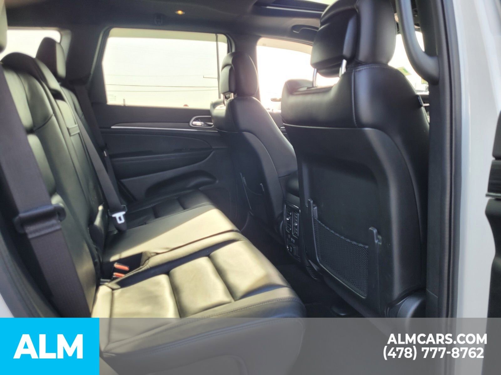 Used 2022 Jeep Grand Cherokee Limited image 15