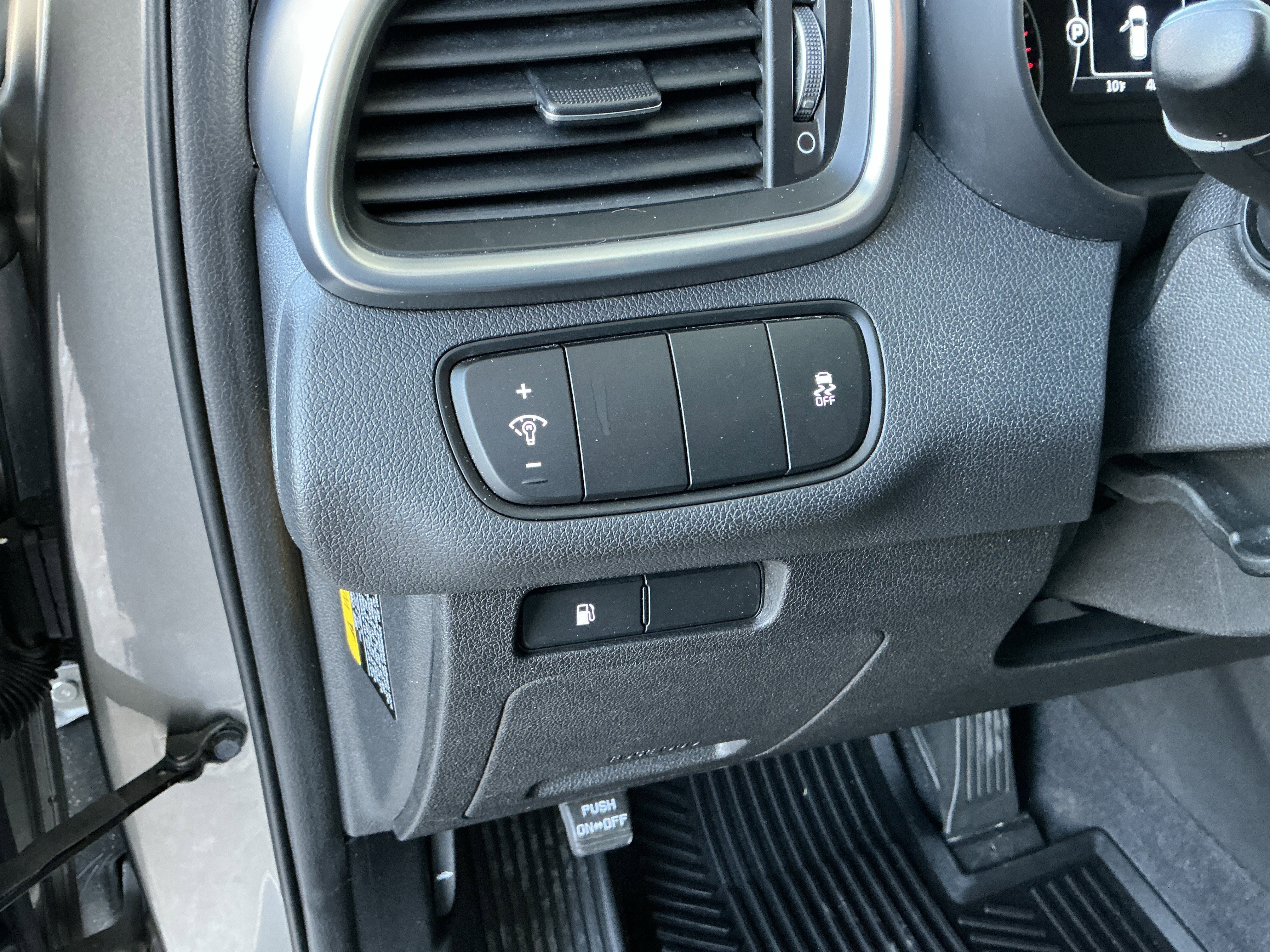 Used 2016 Kia Sorento EX image 26