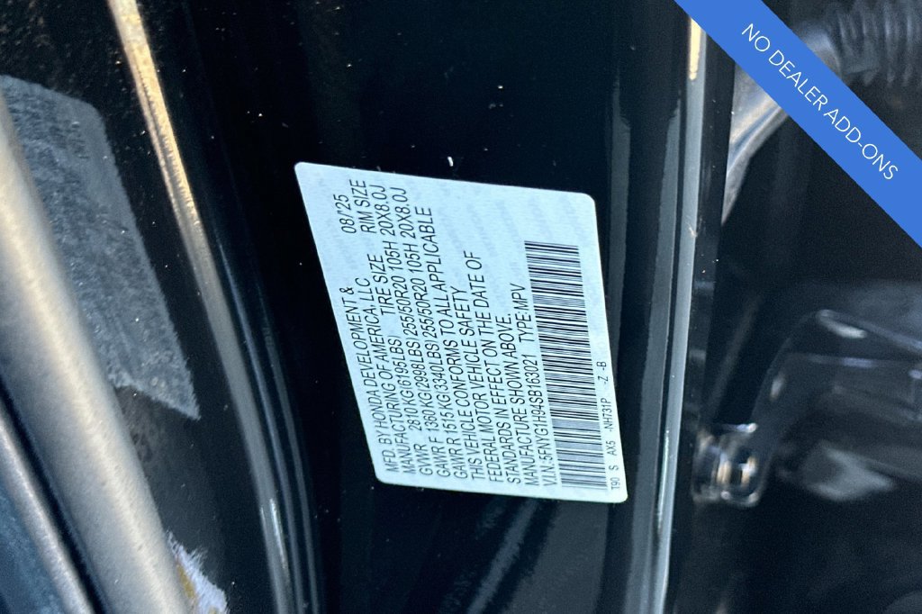 Certified 2025 Honda Pilot Black Edition image 31