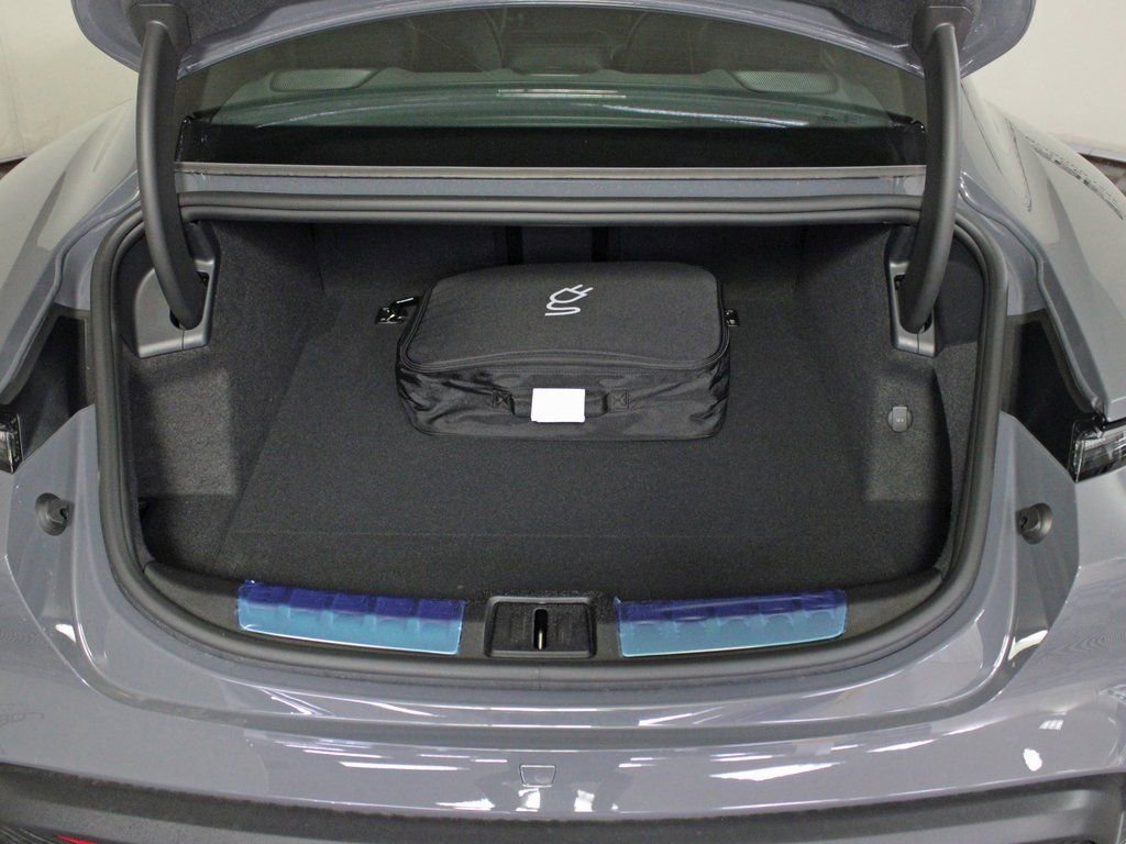 Certified 2025 Porsche Taycan image 14