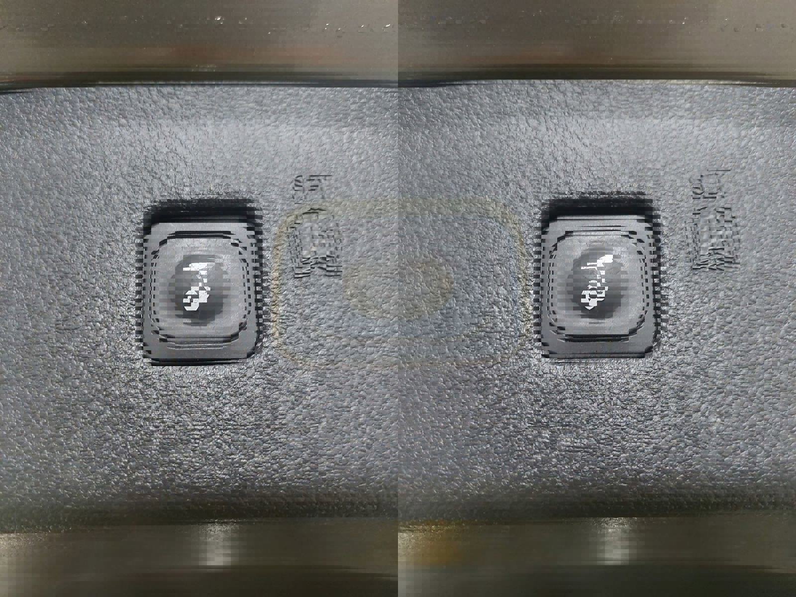 Used 2024 Ford Edge ST-Line image 15