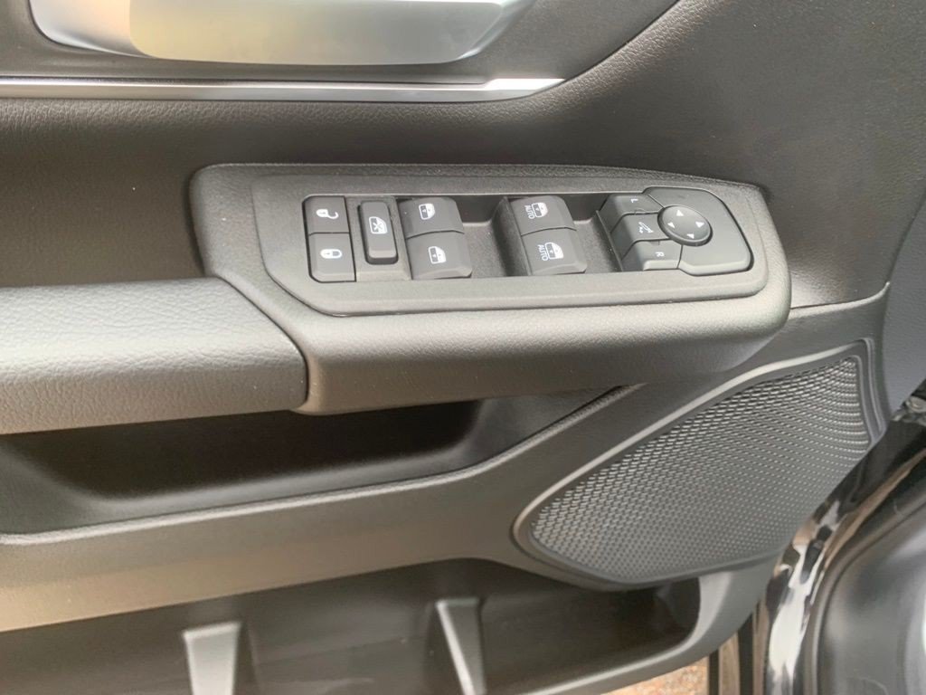 New 2026 RAM 1500 Big Horn AWD/4WD image 12