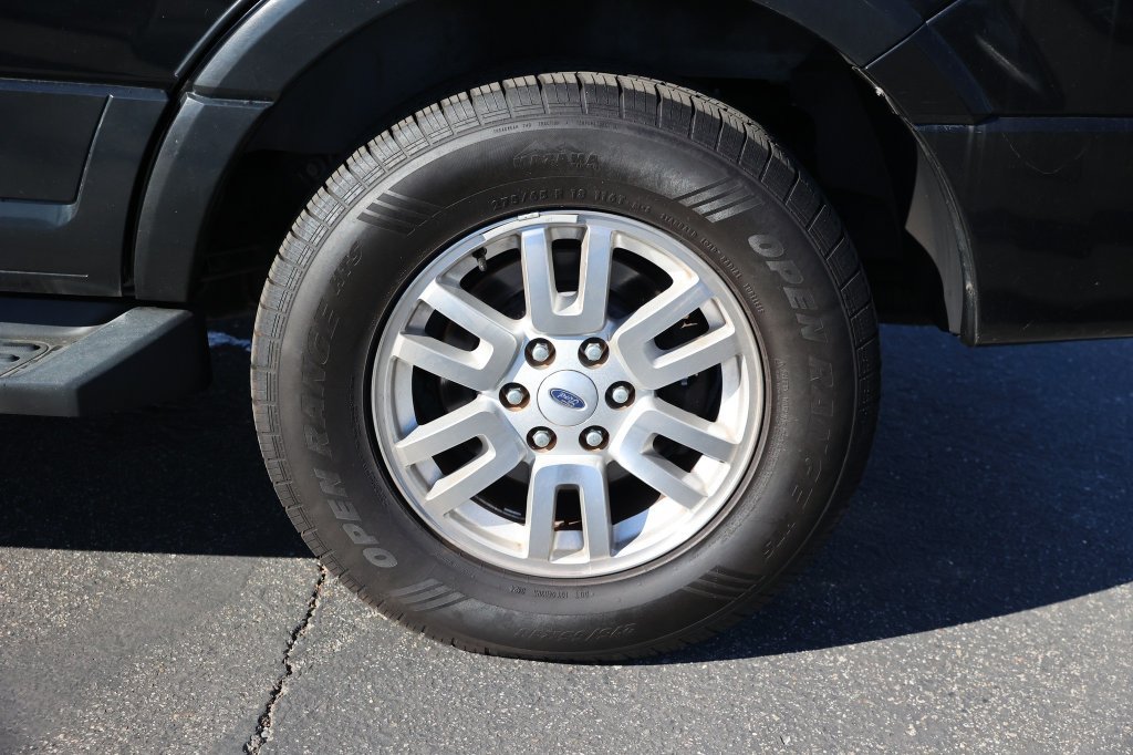 Used 2011 Ford Expedition XLT w/ HD Trailer Tow Pkg RWD image 13