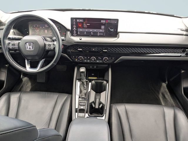 Used 2023 Honda Accord Touring image 13