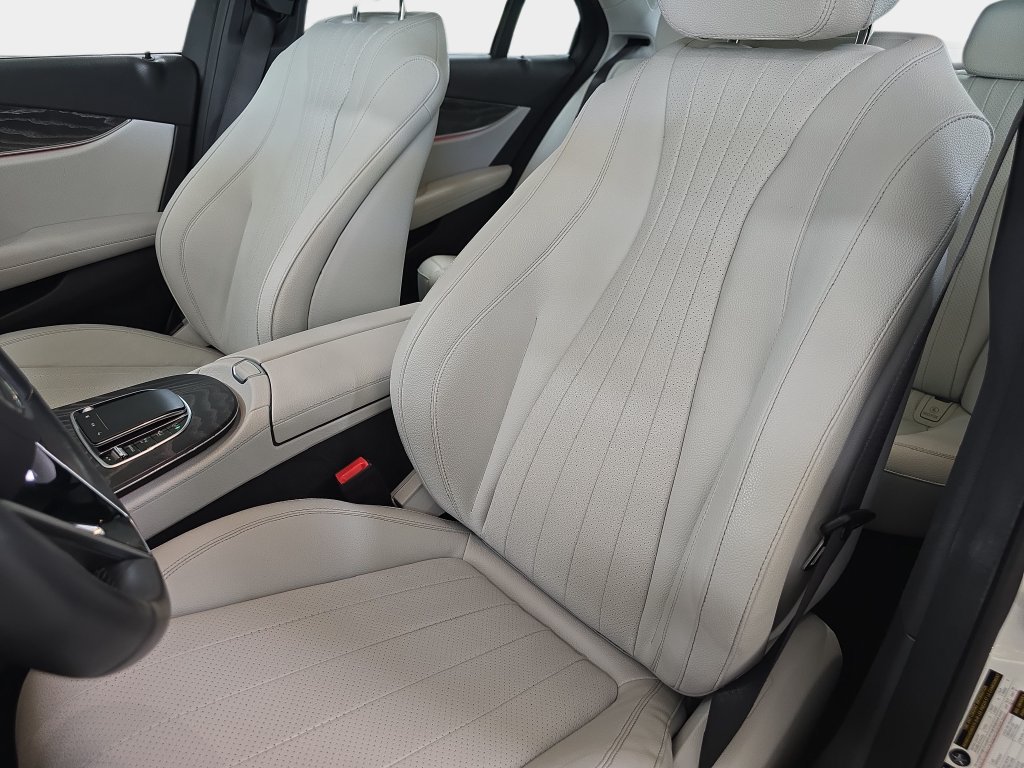 Used 2022 Mercedes-Benz E 350 Sedan image 17