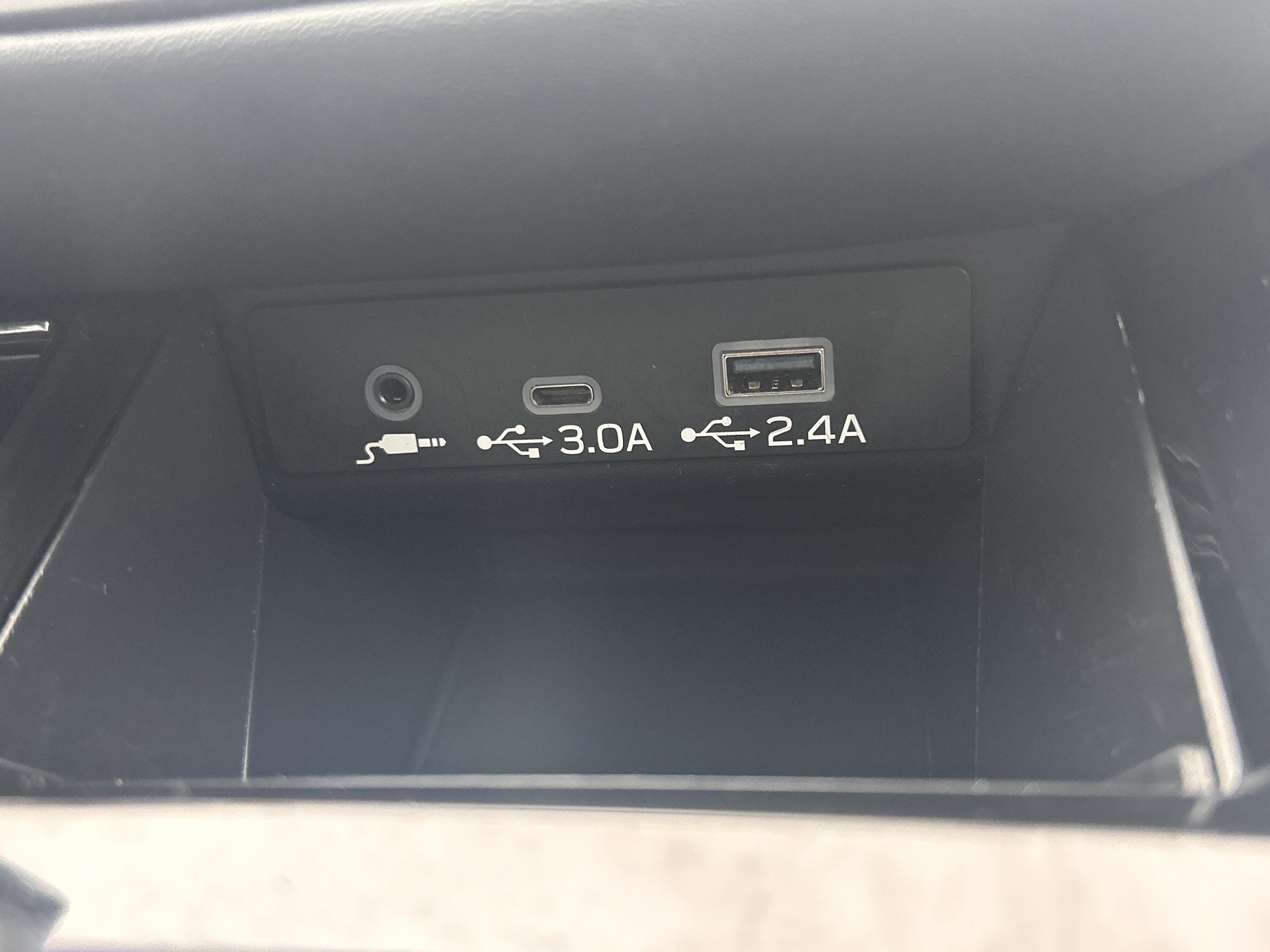 Certified 2025 Subaru Outback Premium image 17