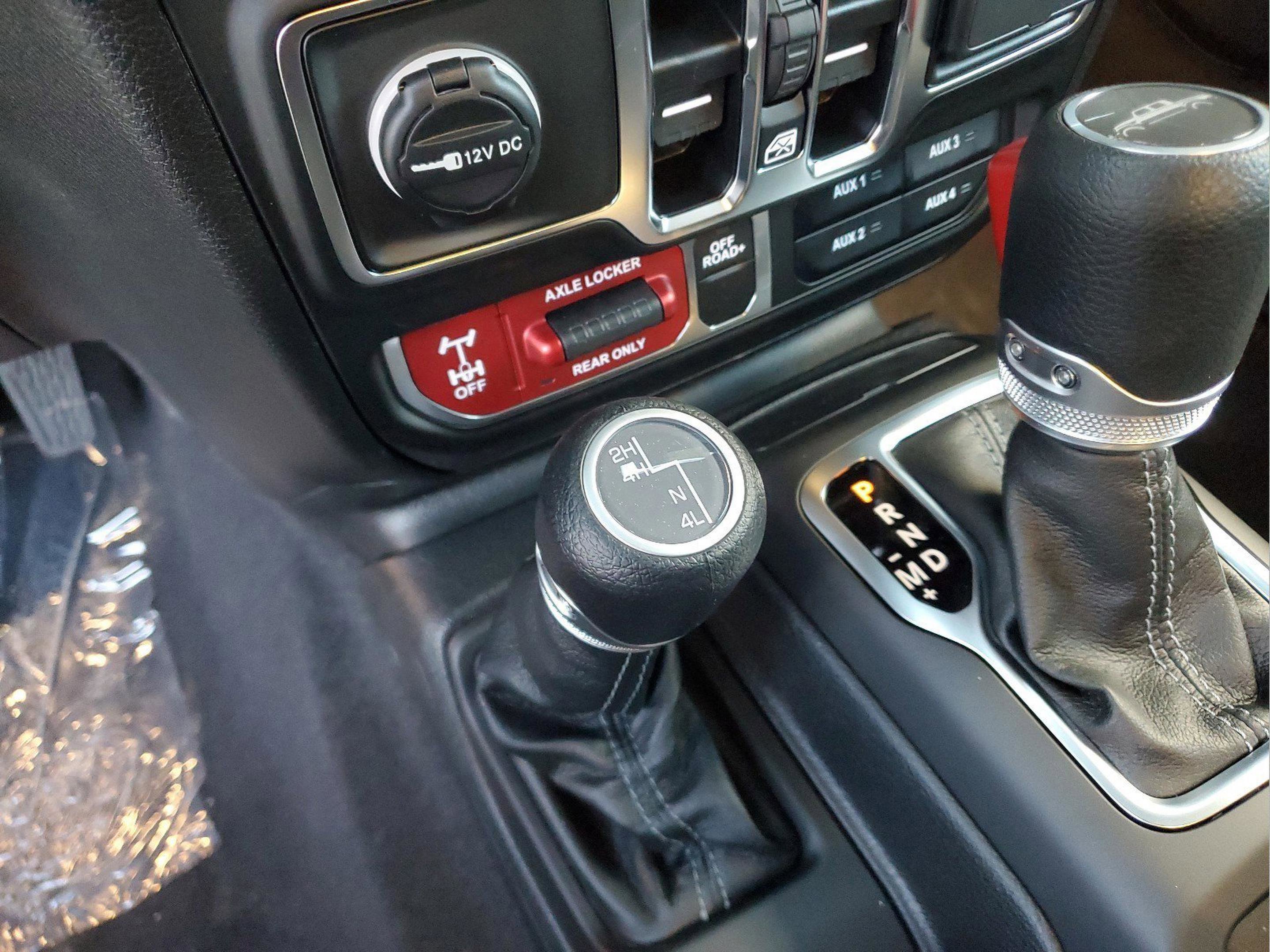 New 2025 Jeep Gladiator Willys image 11