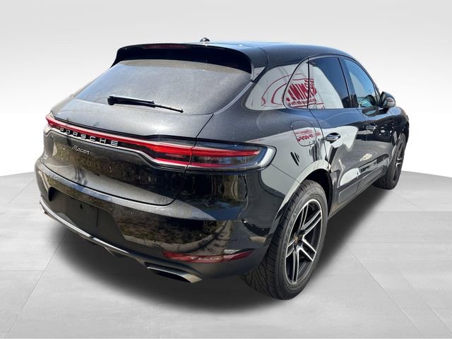 Used 2021 Porsche Macan w/ Premium Package image 3