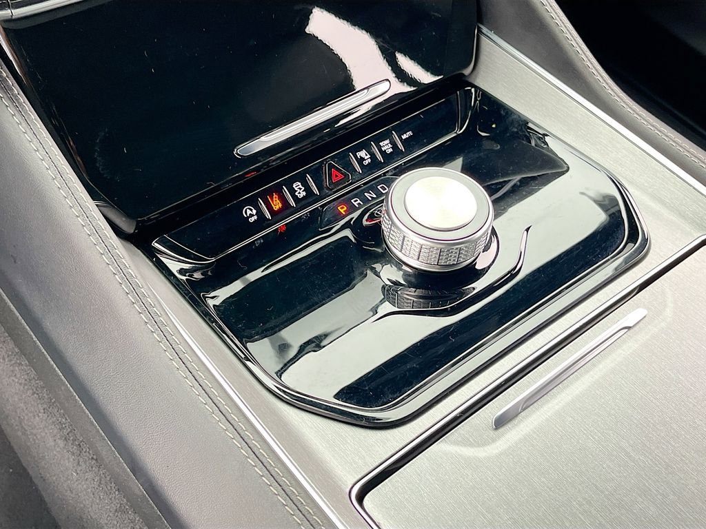 Certified 2024 Jeep Wagoneer Series II image 17