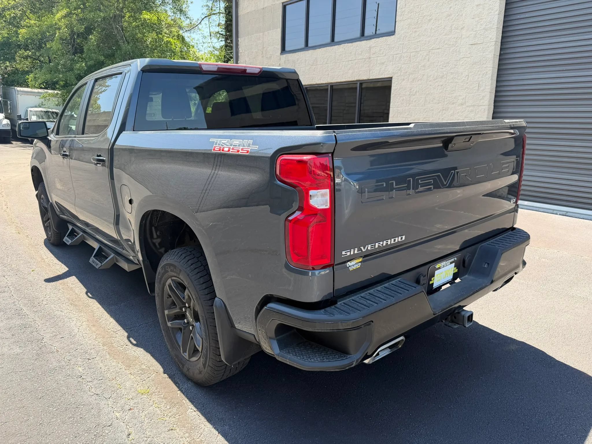 Used 2022 Chevrolet Silverado 1500 LT Trail Boss AWD/4WD image 10