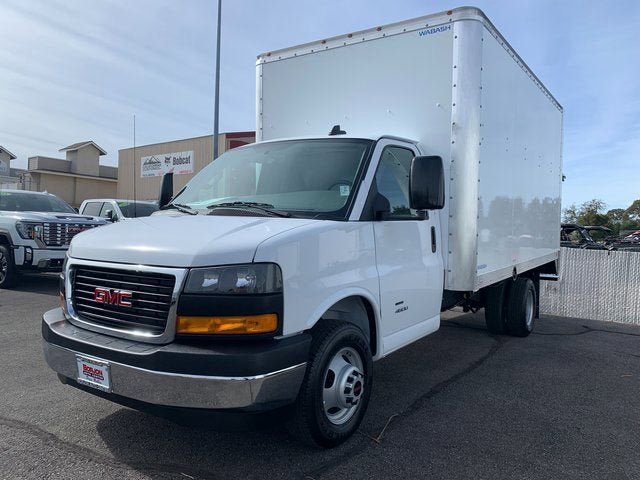 New 2024 GMC Savana 4500 w/ Power Convenience Package RWD image 2