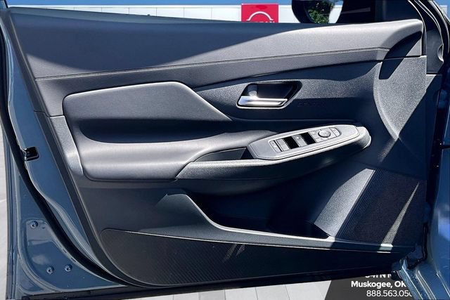 New 2026 Nissan Sentra SV w/ Floor Mat Package FWD image 8