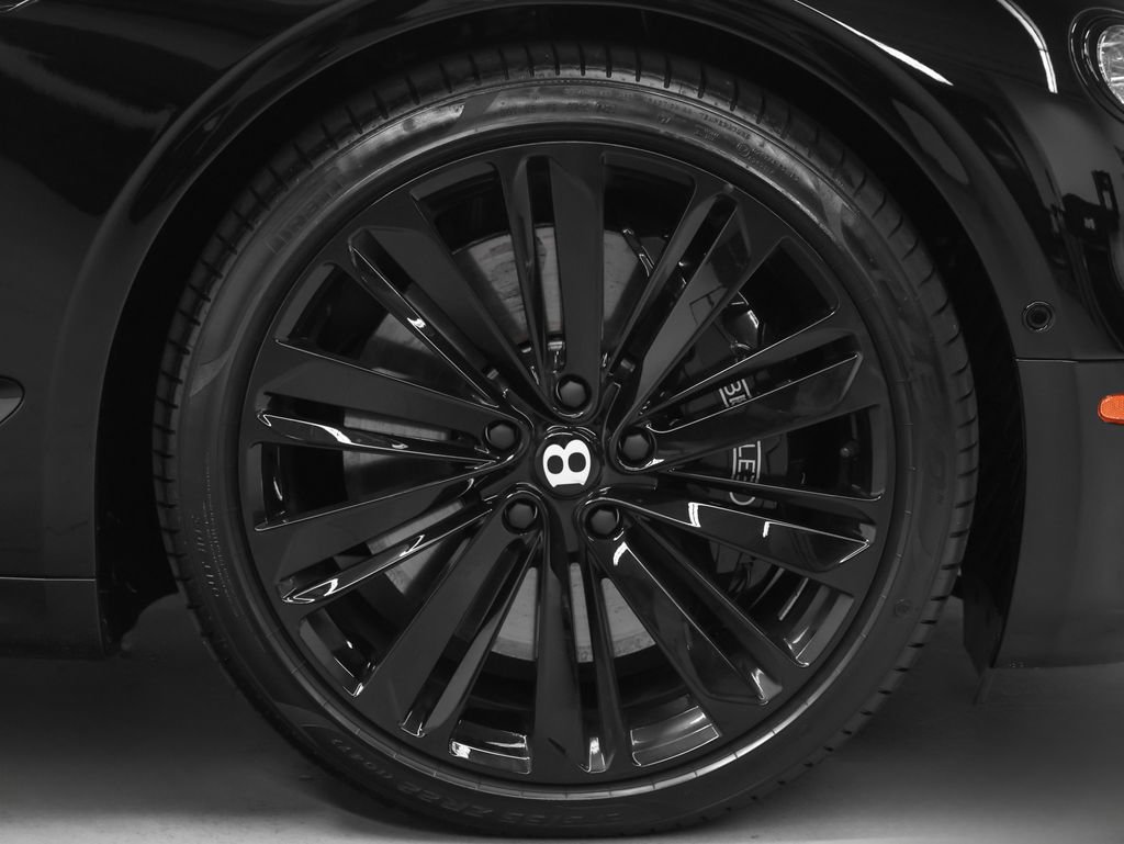 Used 2024 Bentley Continental GT Mulliner AWD/4WD image 8
