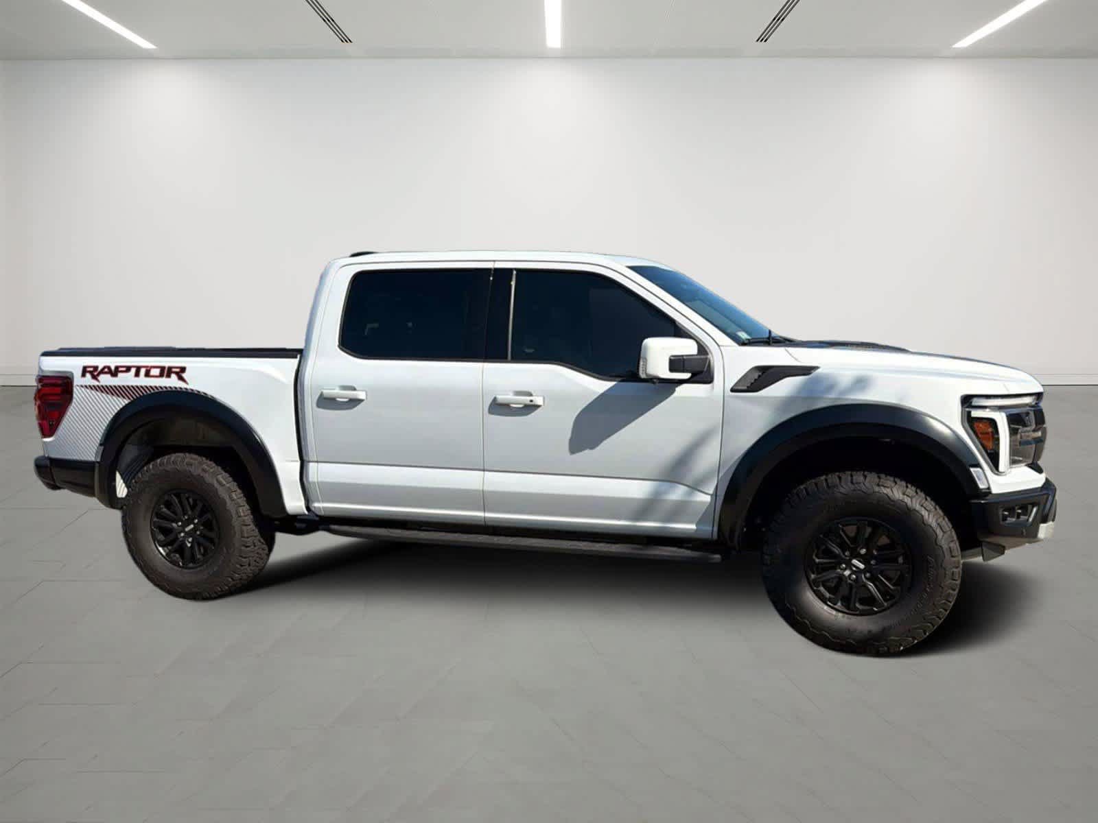 Used 2025 Ford F150 Raptor AWD/4WD image 6