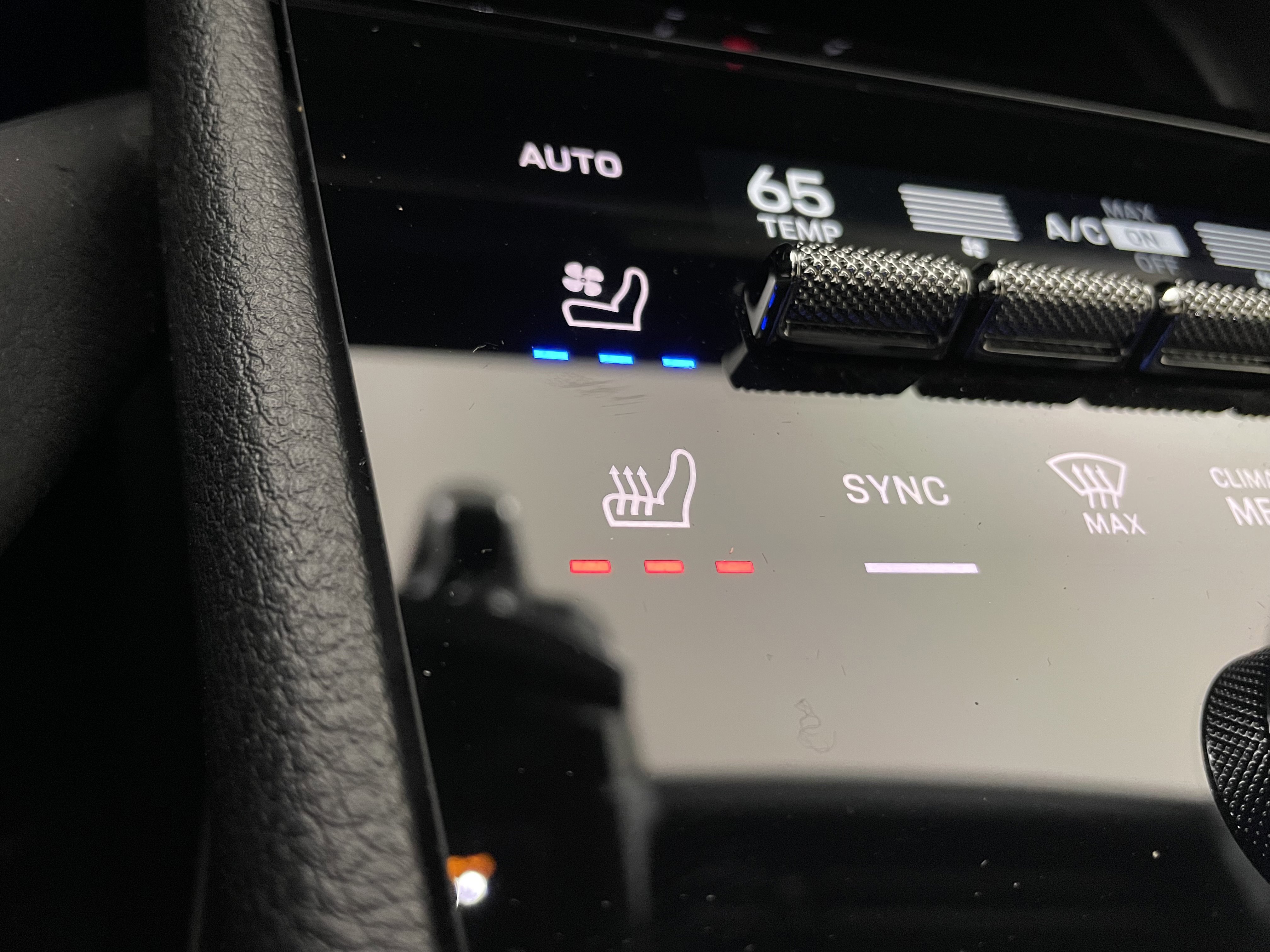 Used 2024 Porsche Cayenne image 23