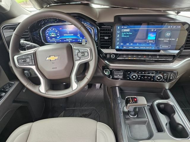 Used 2025 Chevrolet Silverado 1500 LTZ w/ Technology Package image 36