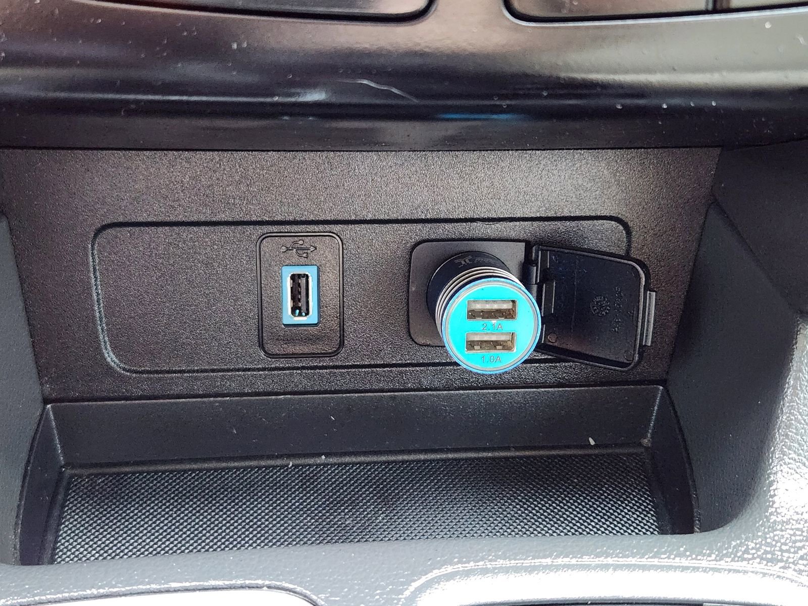 Used 2018 Ford Escape SE image 22