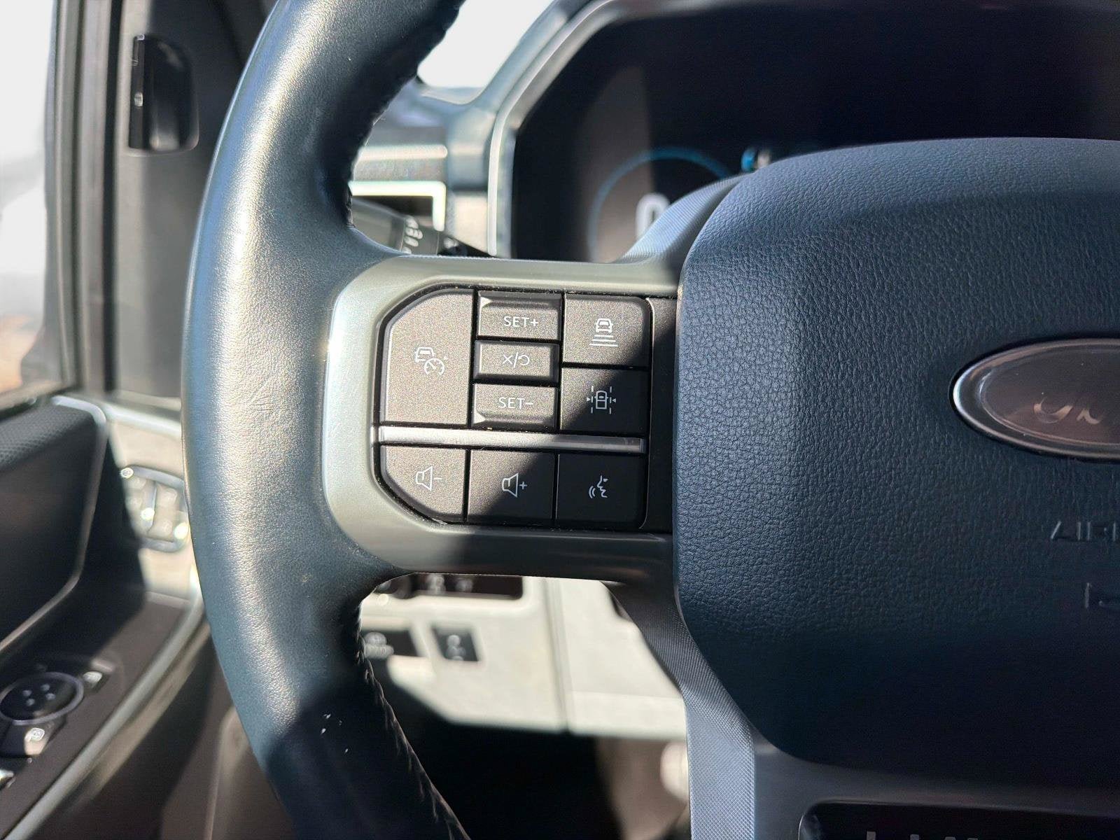Used 2023 Ford F150 Limited AWD/4WD image 29