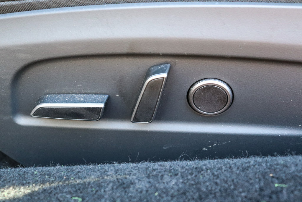 Used 2024 Tesla Model 3 Standard Range RWD image 19
