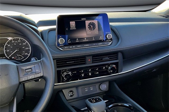 New 2026 Nissan Rogue S image 6