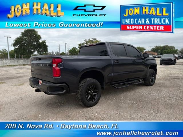 Used 2024 Chevrolet Silverado 1500 LT Trail Boss w/ Dark Appearance Package image 12