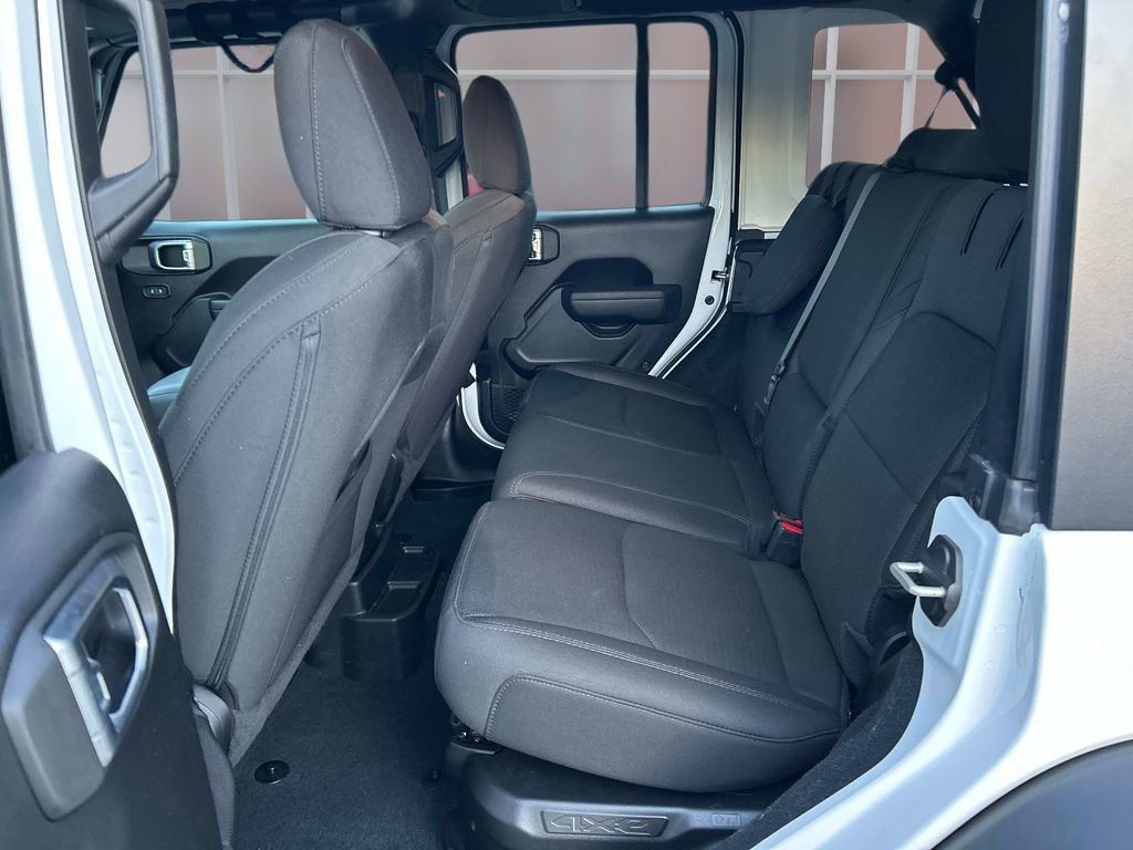 Used 2023 Jeep Wrangler Unlimited w/ Dual Top Group image 12